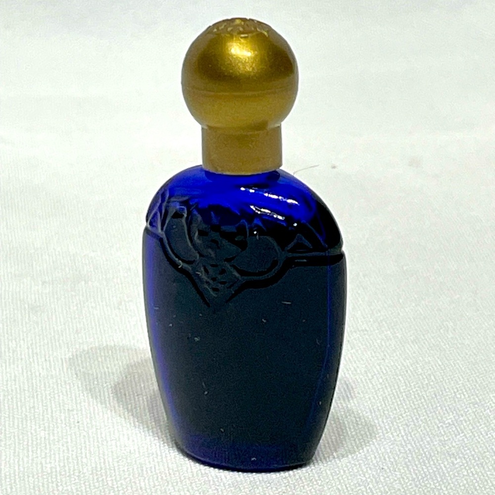 VINTAGE Avon Miniature .25 oz Mesmerize Perfume Bottle Excellent Condition